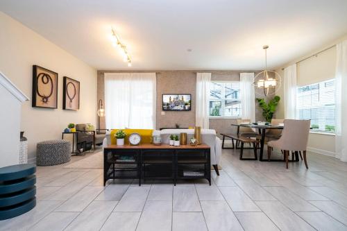 Facilities, 4810 LL - 5BD Private Pool Townhome - Storey Lake in Poinciana