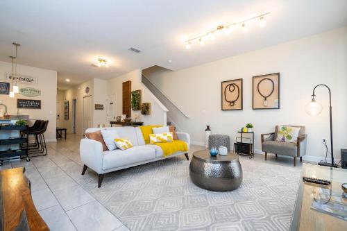 Facilities, 4810 LL - 5BD Private Pool Townhome - Storey Lake in Poinciana