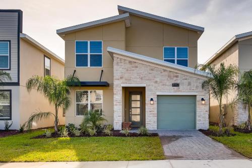 8992 CC - Exquisite 5 Bed Single Family in Davenport, USA