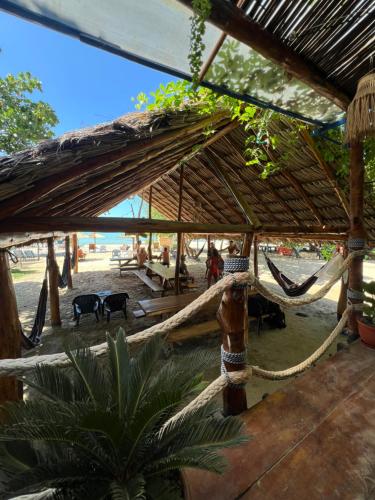 Hostel Beach House