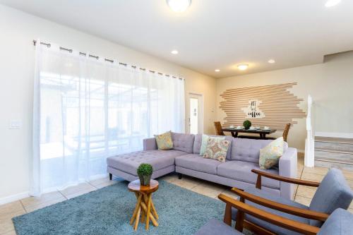 Resort Townhome w/PRIVATE Pool & BBQ, near Disney! - 편의 시설/서비스