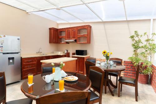 SILLARY HOSTAL Sede Cayma near สนามบินนานาชาติโรดริเกซ บายอน