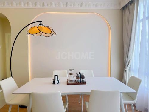 Austin Regency by JC Home Experience Austin Regency by JC Home Experience