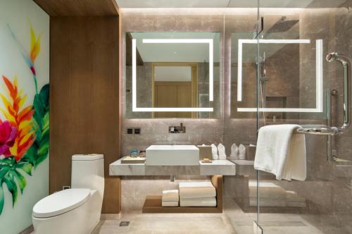 room detail thumbnail 2