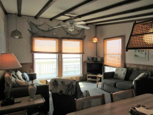Ship Bottom 2Nd Floor Duplex With Great Ocean Views, in Ship Bottom, USA