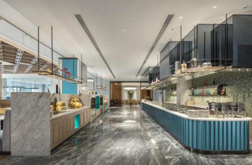 Restaurant, Hilton Garden Inn Sanya in Sanya