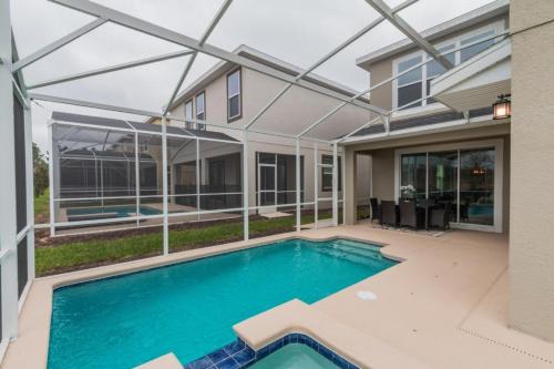 Úszómedence, Beautiful and Spacious 5 Bed Pool Home home in St Cloud (FL)