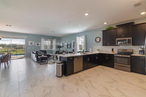 Lovely Pool Home with Spa and Game Room condo thumb 2