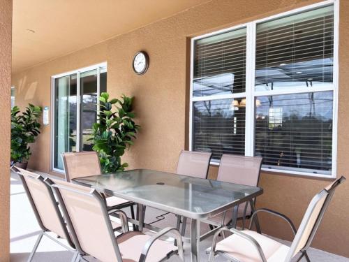 Cozy Family Friendly Pool Home with Game Room home - image 4