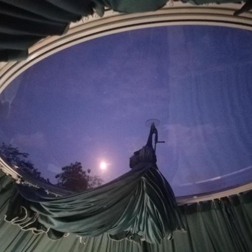 The Starry Dome Family Room 2A 2K The Starry Dome Family Room 2A 2K