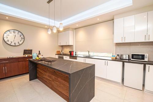 virtuve, Dale View Luxury Accommodation in Tallarook