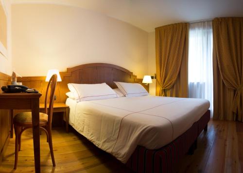 Cresta Et Duc Hotel - image 12