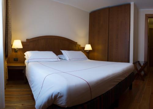 Cresta Et Duc Hotel - image 11