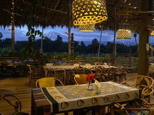 Restaurant, Mount Kilimanjaro 360 view Cottage in Moshi