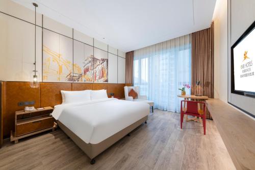 room detail thumbnail 0