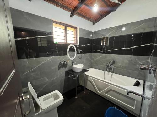 Zuhanyzó, Stillwater Homestay in Ulluvagilu