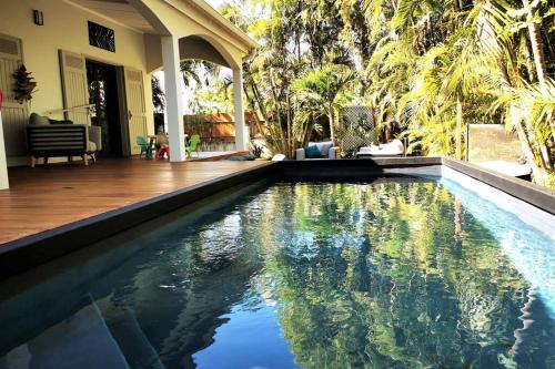 Villa Des palmes - piscine privée au bord du Lagon de la Saline - Location, gîte - Saint-Paul