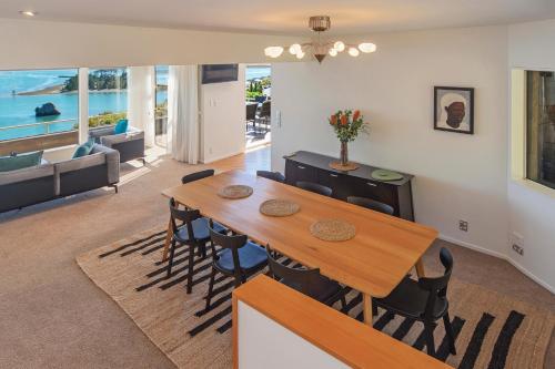 Aquavista - Beautiful Views over Tasman Bay in Britannia Heights