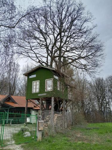 Tree house Ramona & Fairytale wooden house by Ljubljana