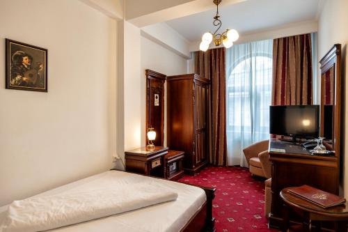 Hotel Victoria - image 2
