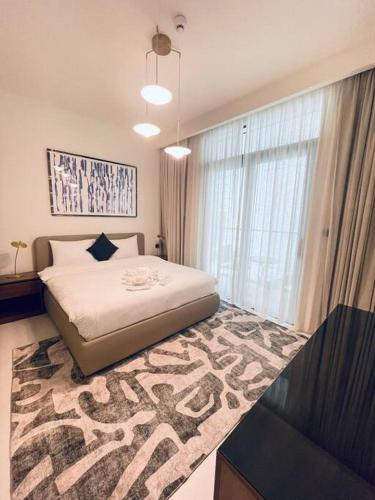 Marina Vista Luxury: 1-BR with Breathtaking Views, Dubai (photo 10)
