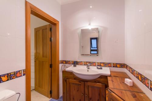 Apartment with Sea View image 10