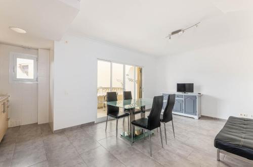 Acapulco Apartments - 주방