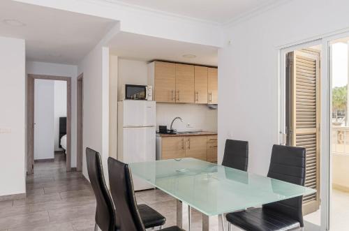 Acapulco Apartments - 주방