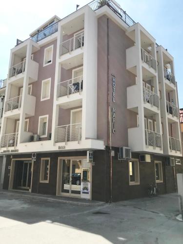 Hotel Mario - image 8