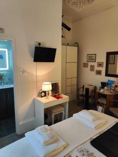 Garway Lodge Guest House - image 13