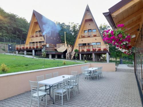 A&T Harmony Land - Chalet - Tîrgu Neamţ