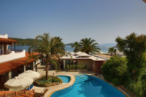 ทัศนียภาพ, UzHan Beach Hotel in บิเตซ