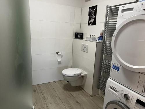 Badrum, Pink Cow Modern Retreat in Grömitz