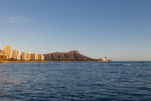 Waikiki Heritage Hotel