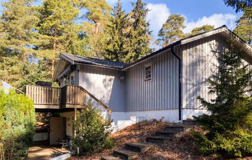 Cozy Home In Lttorp With Kitchen