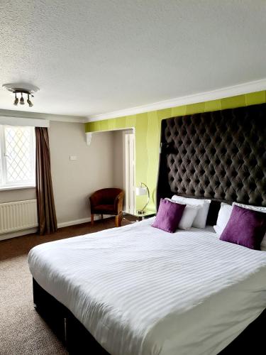 Barons Court Hotel Walsall