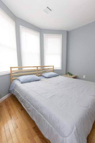 Mins to NYC - Stylish 3 Bedroom Haven in Jersey City, USA