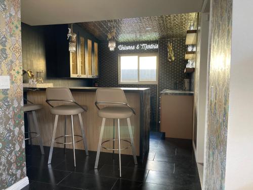 28 day minimum Luxury Joyful Desert in Palm Desert, USA