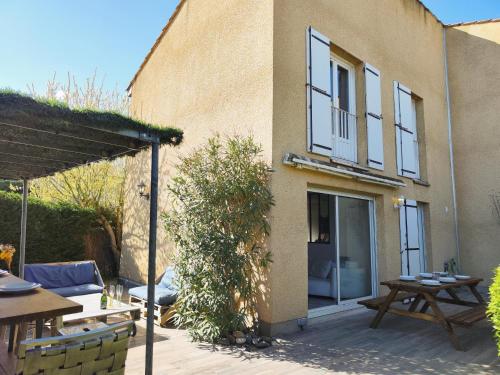 Le PATIO GARONNE maison 6 personnes, climatisé, Netflix