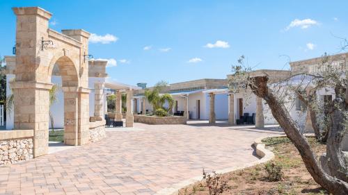 Borgo Specchia Natural Resort 2