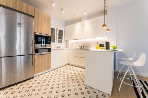 Two-Bedroom Apartment room in SUNRISE I Apto moderno junto a Playa de Zurriola