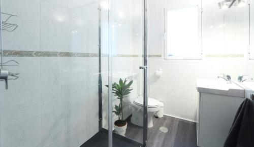 Bathroom, CasaGoa in Carabanchel