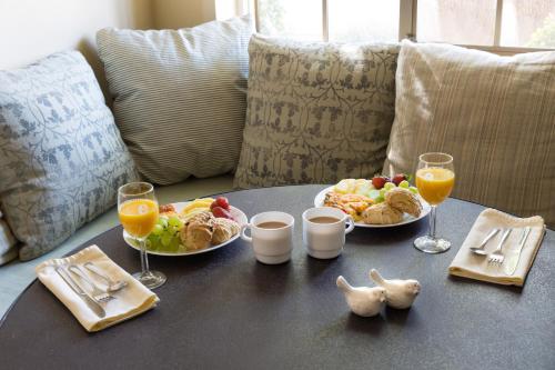 Coachman's Inn A Four Sisters Inn - image 14