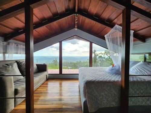 La Fortuna Rainforest Glass Cabin w/amazing views