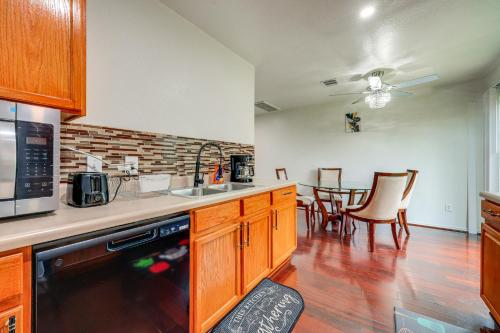 Charming Family Home with Yard - 24 Mi to Austin! in Kyle, USA