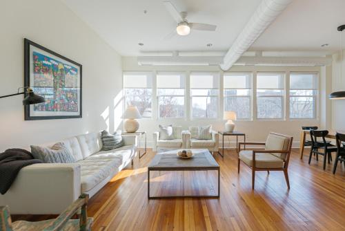 The Gazette Condo 200 in Asheville, USA