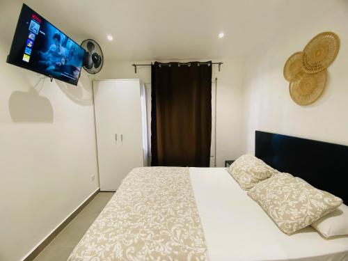 Apartamentos LH frente al metro Barcelona-Aeropuerto