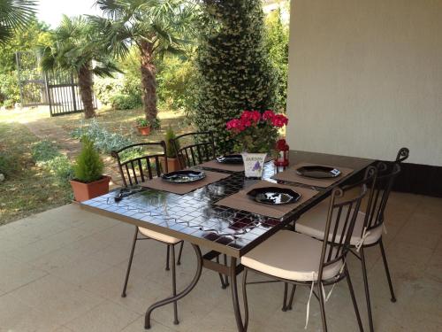  Room Dva Ferala, Pension in Tar bei Karigador
