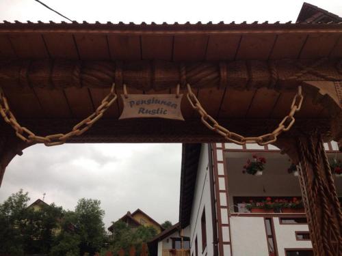 Pensiunea Rustic - image 11