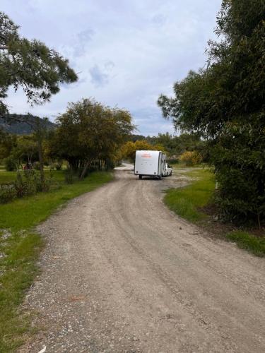 LAKOS KARAVAN - SARIGERME BEACH